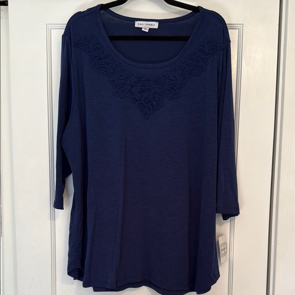 🖤 Emily Daniels Blue 3/4 Sleeve Lace Appliqué Top NWT